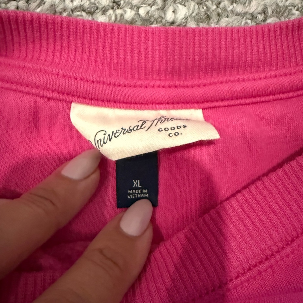 Universal Thread Fuchsia Crewneck Top - Picture 2 of 3
